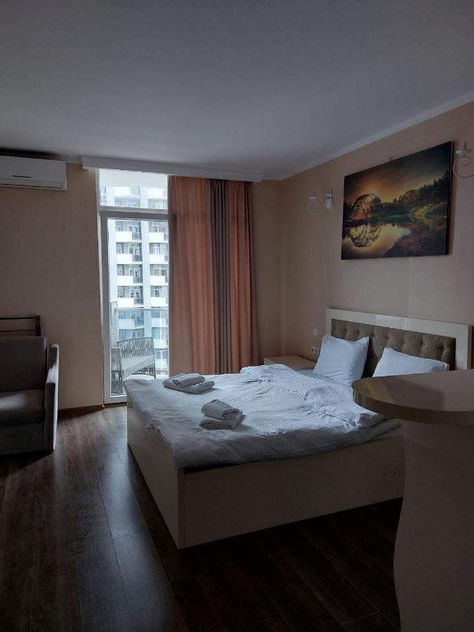 City Centre Appartement Batoemi Buitenkant foto